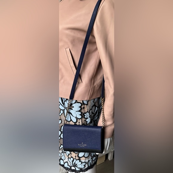 Kate Spade Leather Cedar Street Magnolia Mini Crossbody Bag or Clutch Blue color - Picture 1 of 11